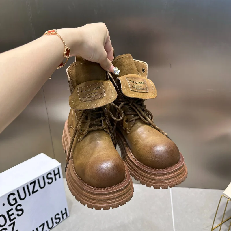 

Model Style Retro Distressed British Leather Boots Women 2025 New Student Lace-up Booties Western Desert Cowboy Boot