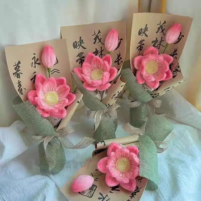 

Handmade Finied Lotus Flower DIY Bouquet Artificial Flower Gift for Girlfriend Best Friend Birthday Teacher's Day