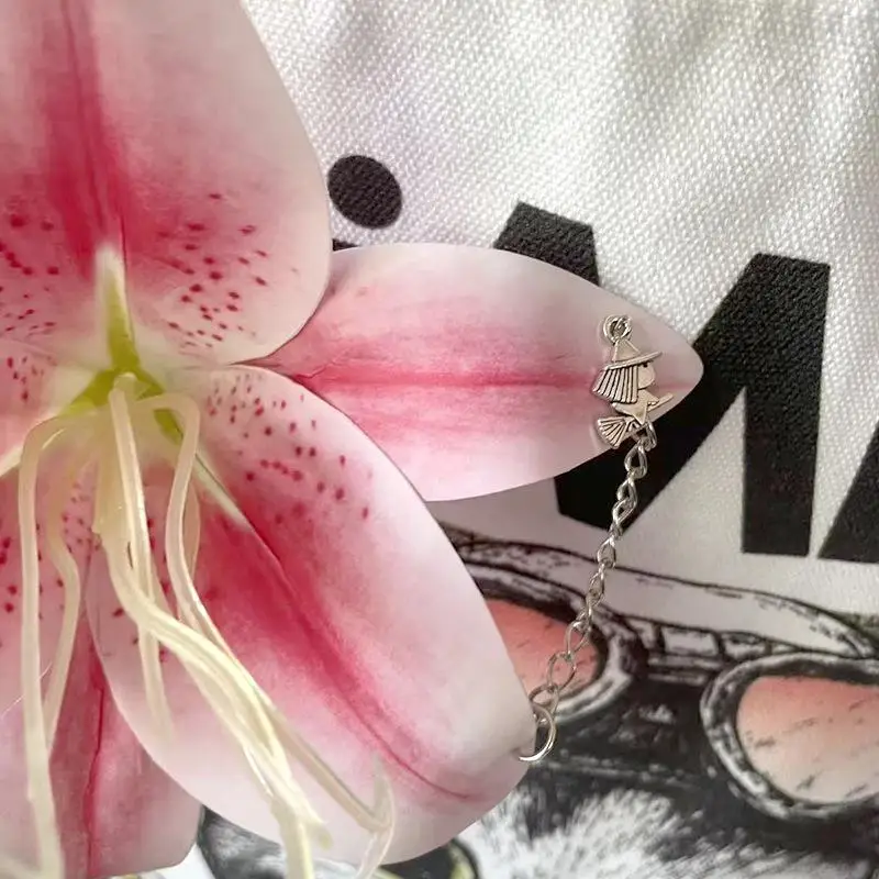 الإبداعية الأوركيد زنبق محاكاة زهرة المفاتيح الأزياء حقيبة الظهر اكسسوارات الديكور