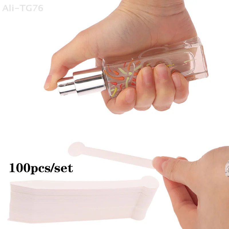 Strisce per tester di profumo da 100 pezzi per profumi di oli essenziali e fragranze Kit di carta per test di aromaterapia - Strisce per tester di profumo