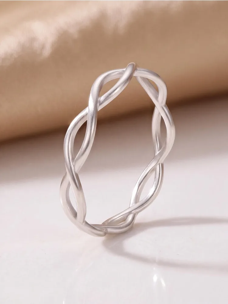 Minimalism Fashion Hollow Surround Twist  Ring for Women Engagement Wedding Party Personalized High Quality Jewelry
