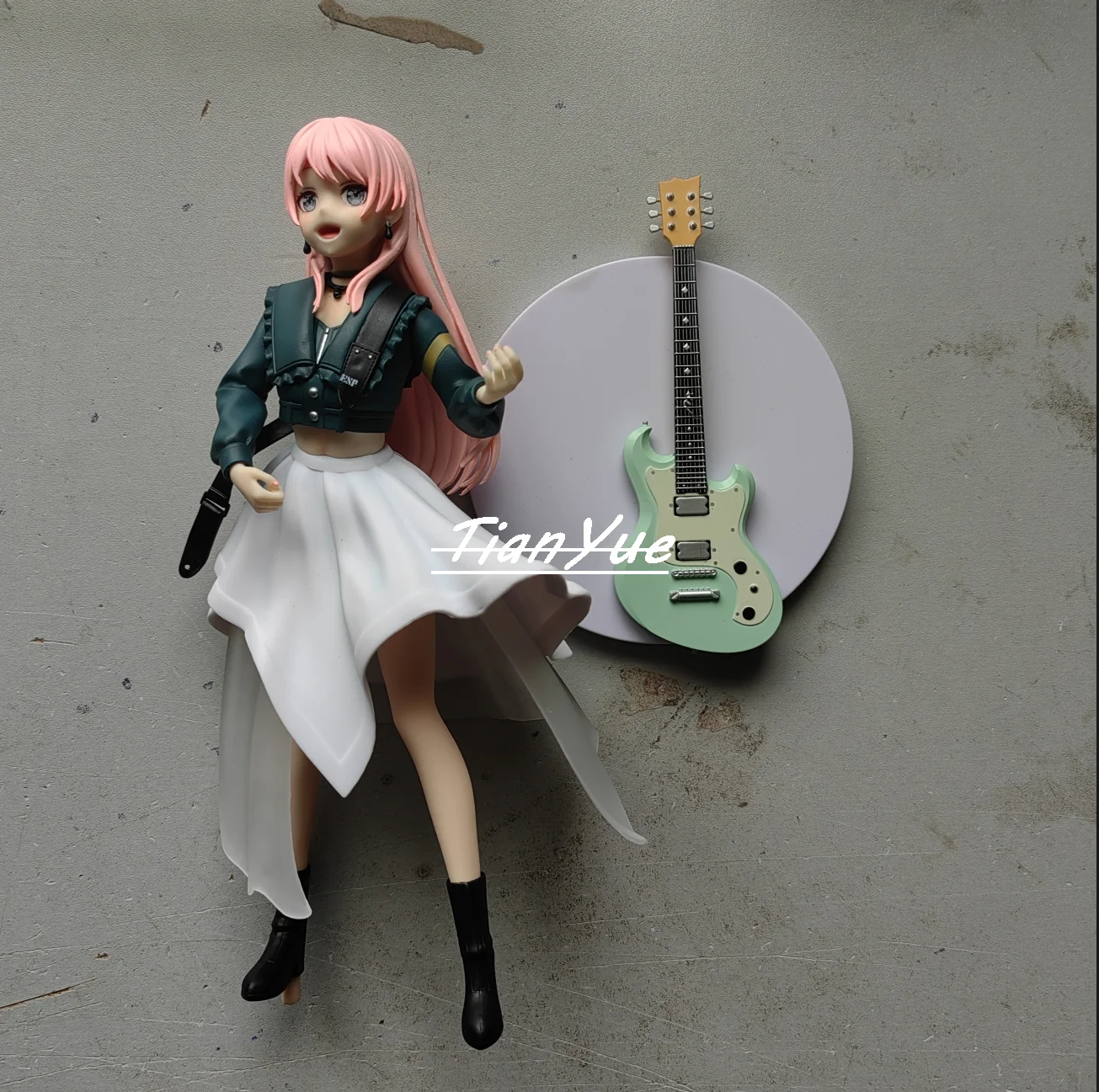 ¡Sueño de Anime Anon Chihaya BanG! Guitarrista linda chica hermosas niñas modelo juguetes regalo 23cm
