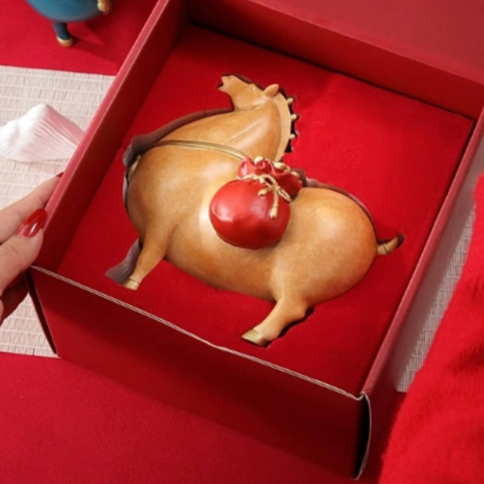 Horse Figurine with Wealth Bag Brass Horse Figurine Hand-Painted Gold-Toned for Office, Living Room