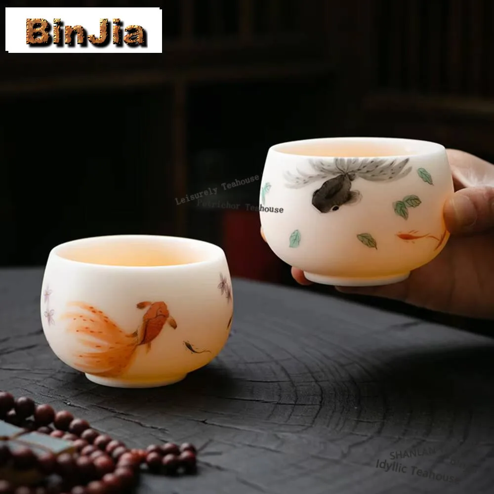 

160 мл Высококачественная белая фарфоровая чайная чашка Dehua, овечий жир, нефритовая мастер-чашка, ручная роспись, чаша для чая с золотой рыбкой, кофейная кружка, чайная посуда для кунг-фу