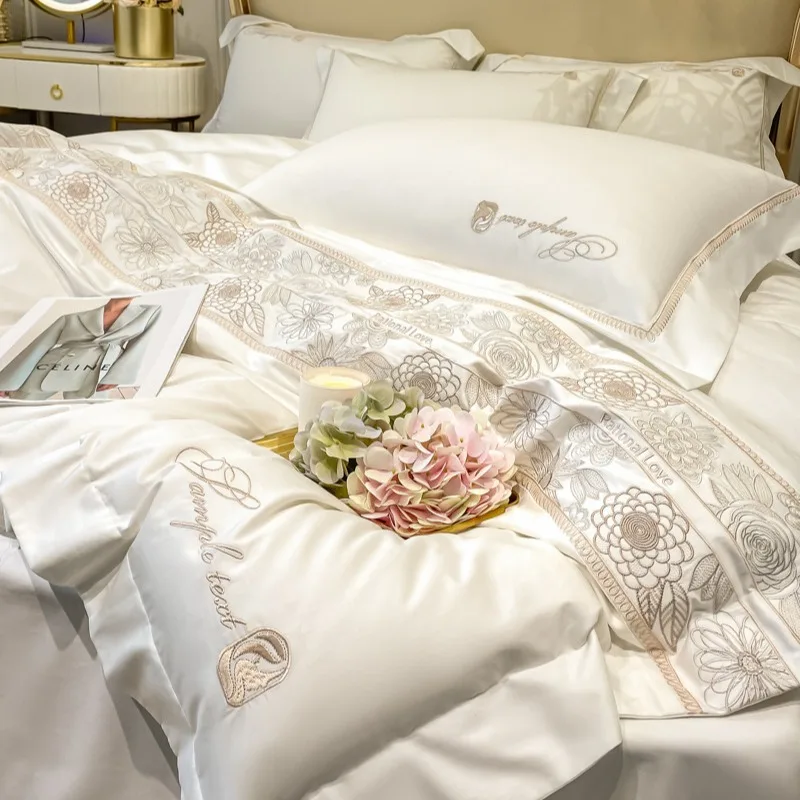 

Customizable 100 cotton embroidery hotel style high-grade light luxury bedding comfortable four seasons available