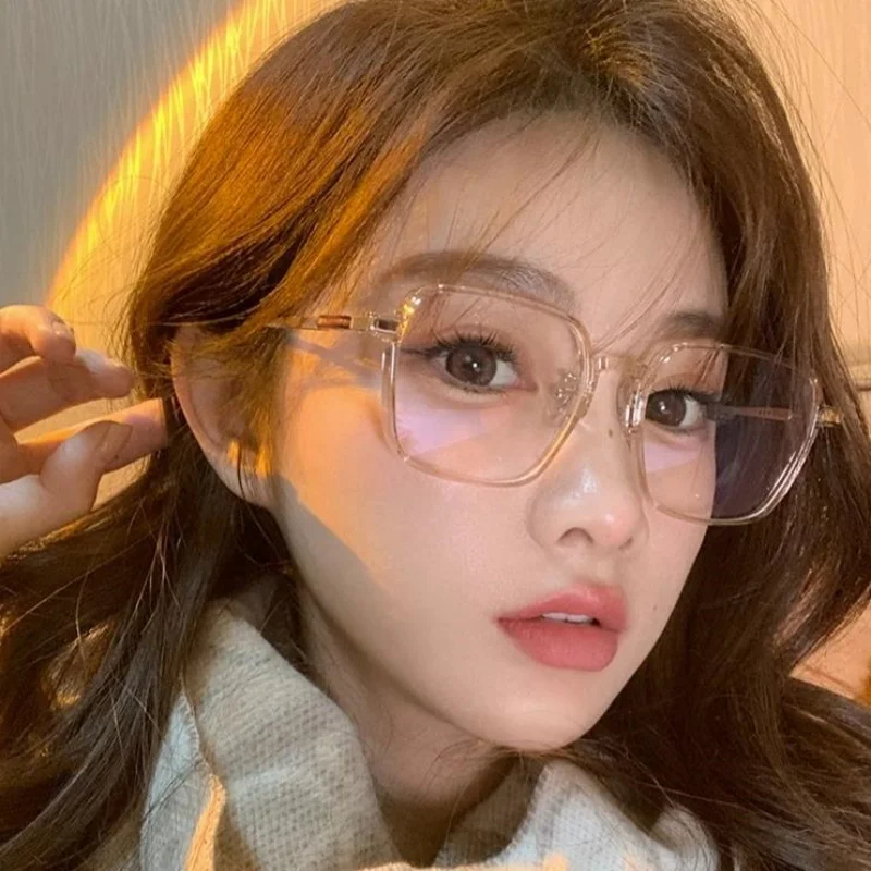 Korean Style Large-Frame Square Reading Glasses for Middle-Aged Ladies, Youthful and Stylish, Anti-Blue Light Reading Glasses
