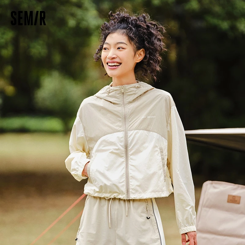 Semir Women Short Hooded Jacket 2024 Summer New Loose Fit Cool Sun Protection Jacket Textured Color Block Retro