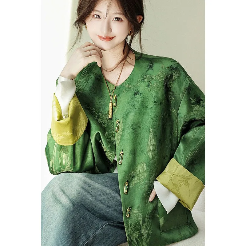 

Fashionable Simple New Chinese-style Retro Top with Ethnic Style Patchwork Style Women in Spring Short Top with Printed Buttons