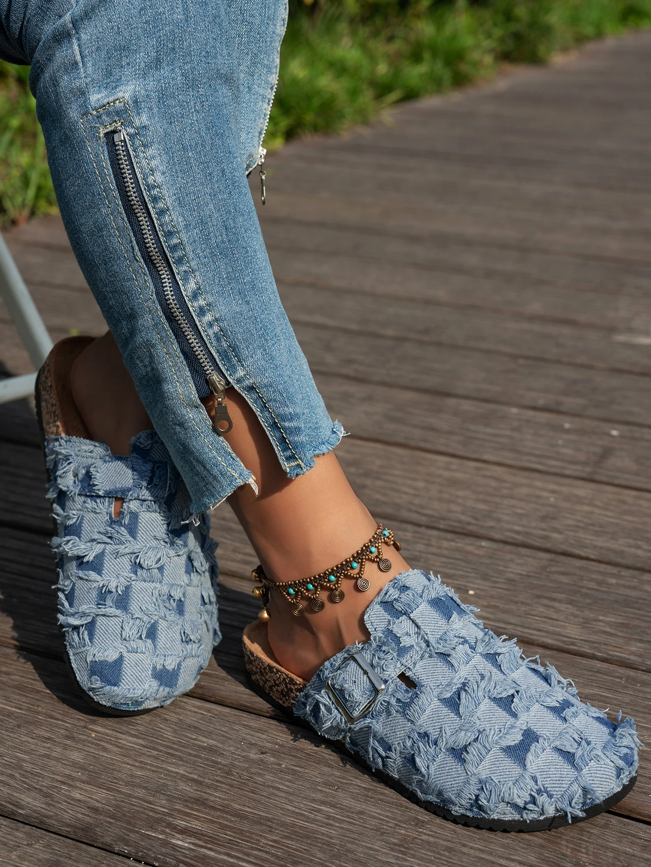 Zapatillas de playa usables para interiores y exteriores con hebilla de tacón plano superior de mezclilla a cuadros con bloques de Color simples informales de primavera y otoño para mujer