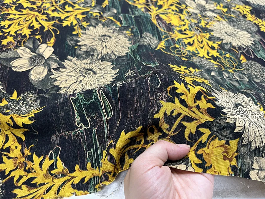 Designer Cloth 30 Momme Silk Elastic Heavy Crepe Clothing Fabric Niche Design Flower Spray Painting Silk Fabric