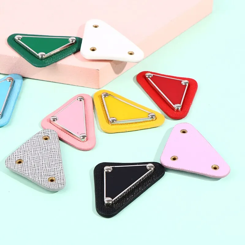 1pc Triangular Brand Logo Patches Clothing Patches Triangular Leather Patch Embroidery Logo Sequin Badge DIY Apparel Sewing