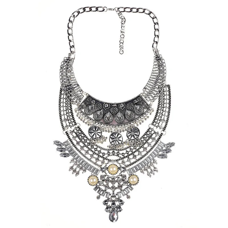 Hot-selling new accessories, fashion big-name exaggerated alloy diamond necklace silver source manufacturer