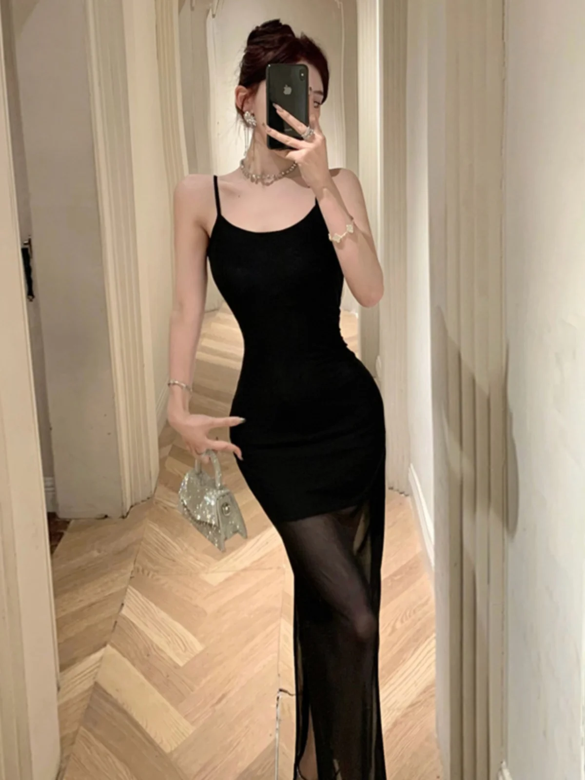 섹시하고 매혹적인 메쉬 패널 스트랩리스 리틀 블랙 드레스 하이 웨이스트 백리스 슬리밍 미디 기장 원피스