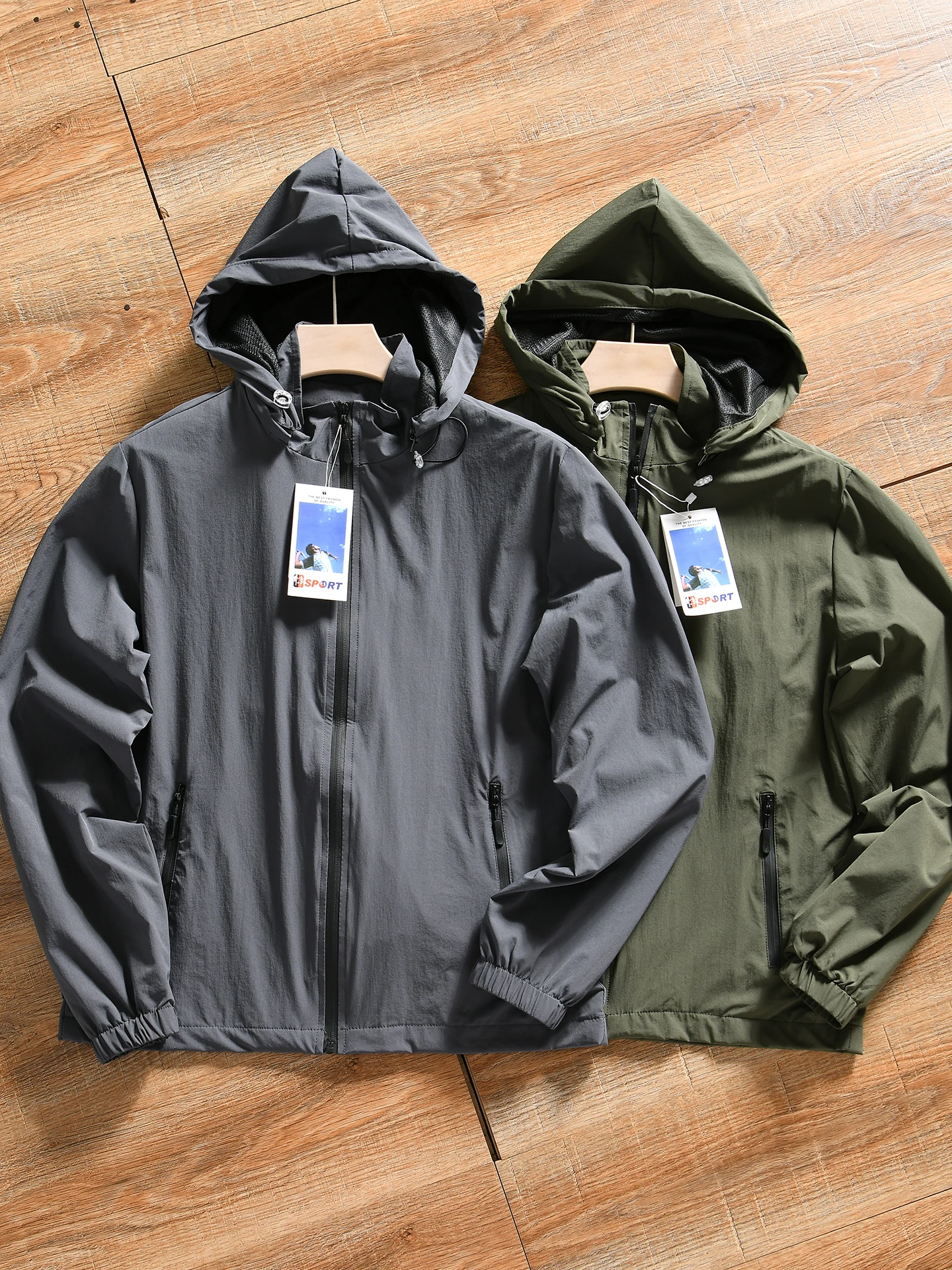 Comfortable Four-Way Stretch Waterproof Spring Autumn Men's Hooded Sports Jacket Breathable Casual Style Polyester Nylon Comp...