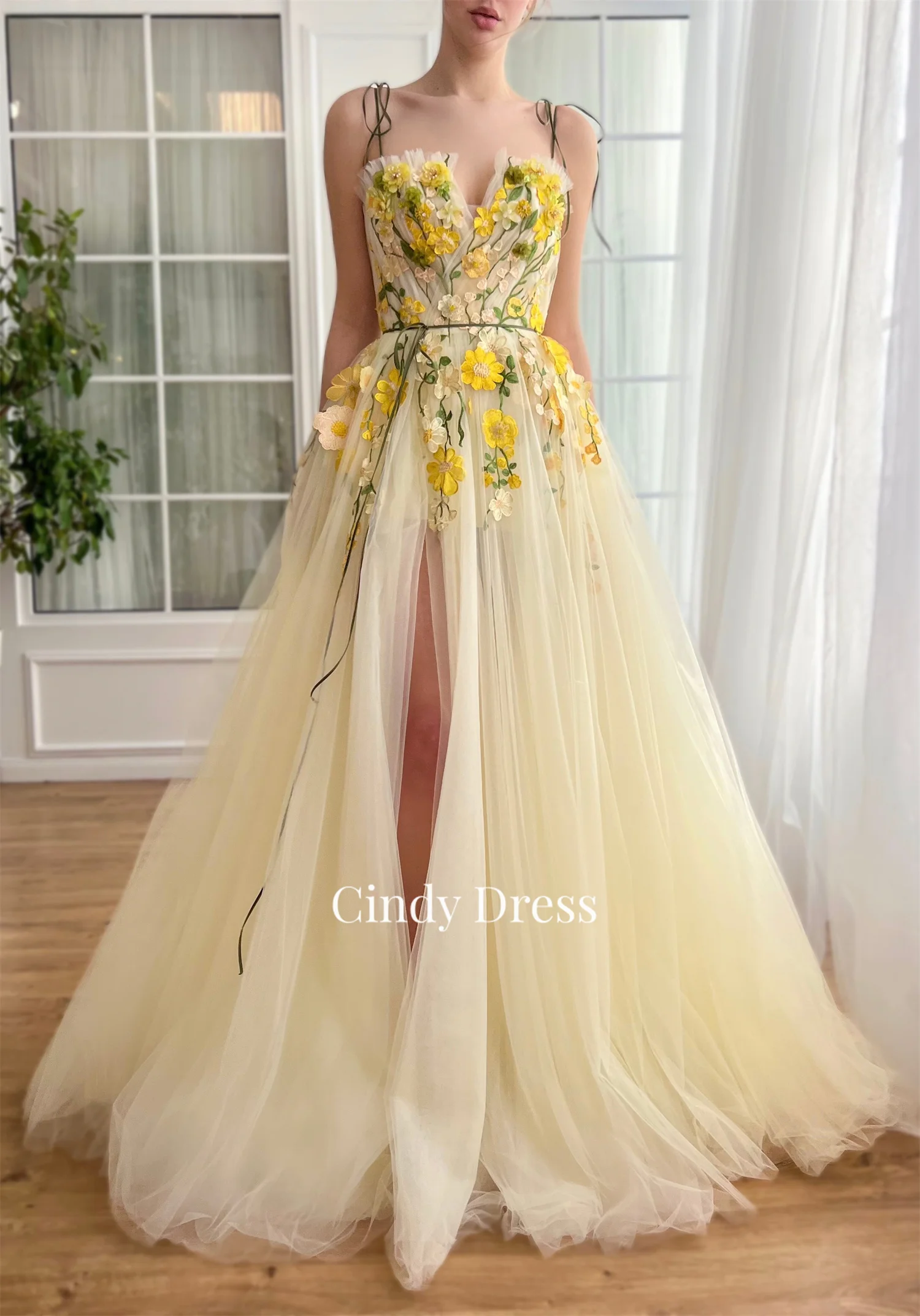 Spaghetti Straps 3D Flowers Hand Embroidery Elegant Guest Wedding Dress Evening Dresses With Long Sleeves Ball Gowns Customized