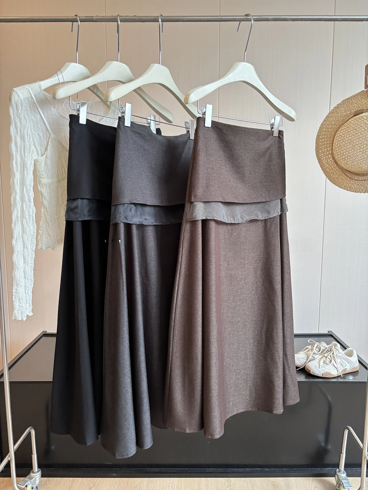 High Waist A-Line  Skirt Women's Black Mesh Layering Splice Fake Two-Piece Autumn Season Polyester Fiber Standard Fit