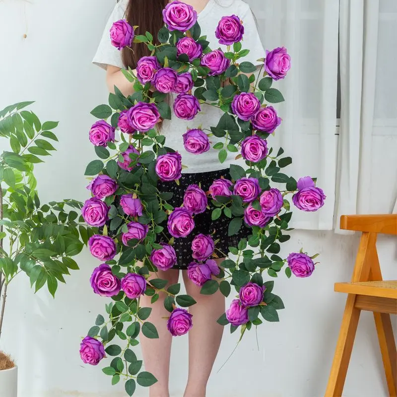 Guirlande de fleurs artificielles de 1,80 m, guirlande florale suspendue en forme de vigne de roses avec 21 roses, verdure florale pour la décoration de mariage et de fête