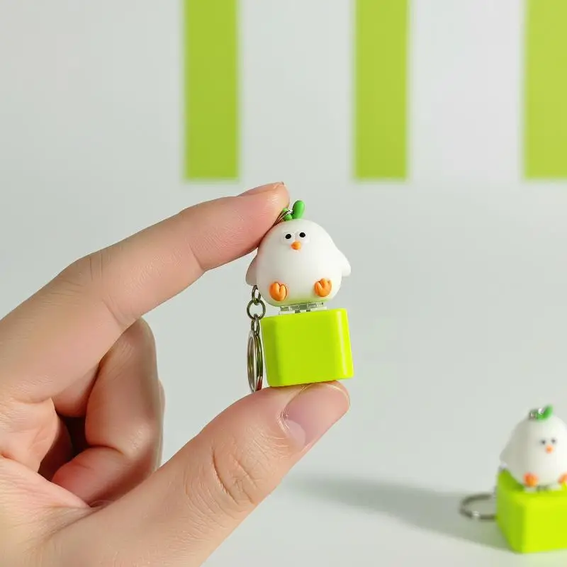 Funny Cartoon Garlic Bird Keychain Squeaky Sound-making Doll Pendant Adorable Gift for Teens Birthday Party
