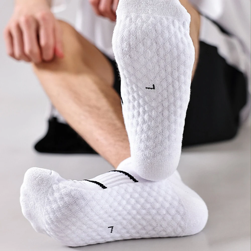 Sports Cotton Short Socks for Men Hosiery Ankle Socks Running Foot Socks Solid Towel Bottom Sweat Absorbent Breathable Fashion