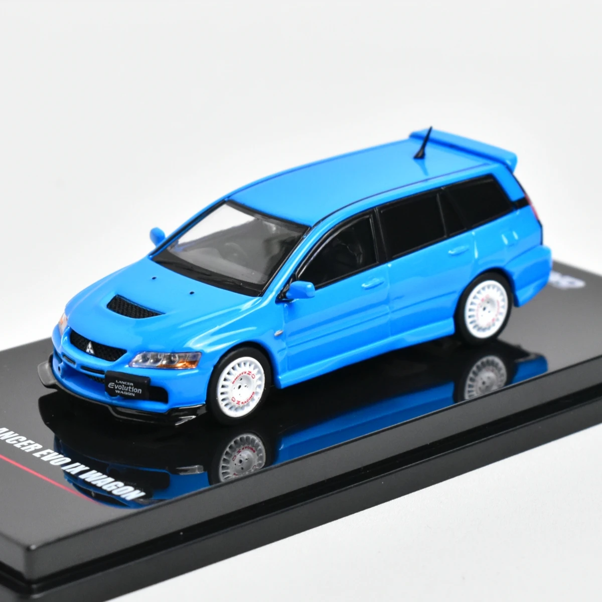 

INNO 1:64 Lancer EVO 9 IX WAGON Diecast Model Car Kids Toys Gift