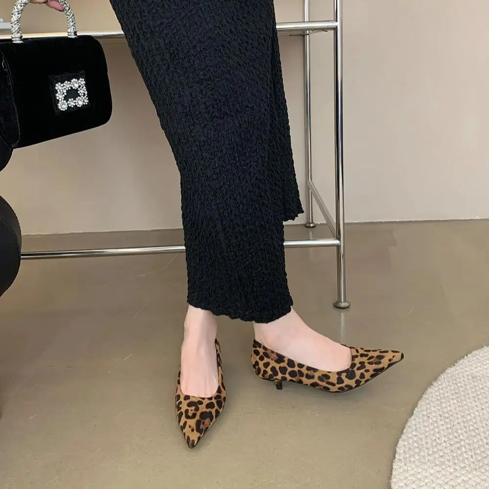 Flock Women Pumps Pointed Toe Leopard/Black Fashion Dress Shoes Thin Mid Heels Slip On Office Pumps Shoes Woman Size 35-39