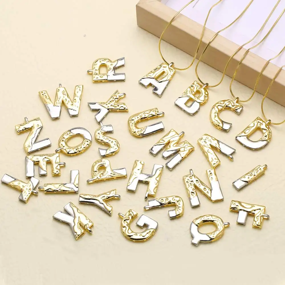 FLOLA New Design Gold Silver Color Initial Necklace for Women Snake Chain 26 Letters Custom Name Necklace Simple Jewelry nkep20