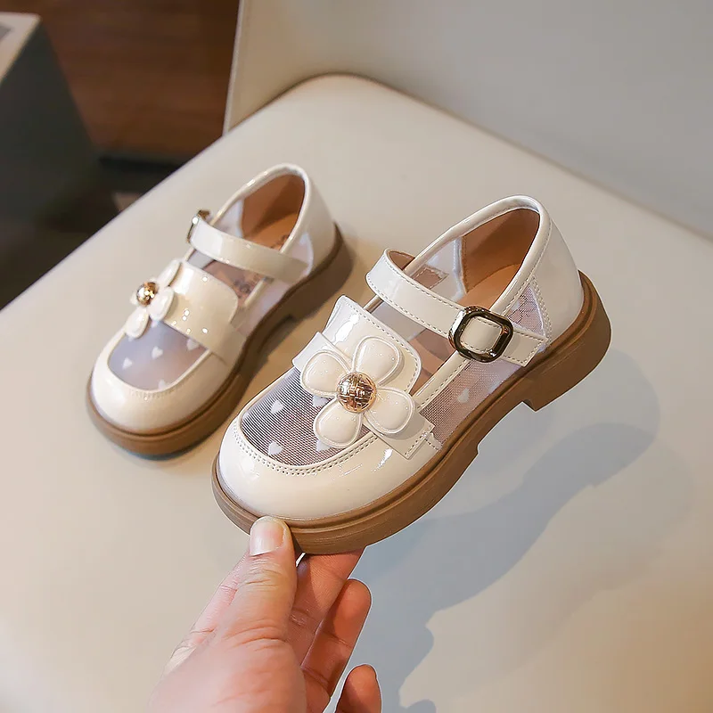 

Girls Mesh Shoes 2024 Spring Summer New Hollowed Out Breathable Baby Girl Leather Shoes Soft Sole Anti Slip Princess Single Shoe