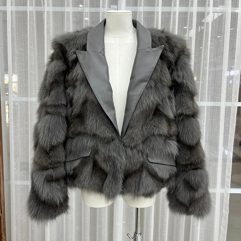 

2025 New Winter Warm Natural Fox Fur Jacket Women's Genuine Sheepskin Leather Jacket Luxury Female Coats Outwear