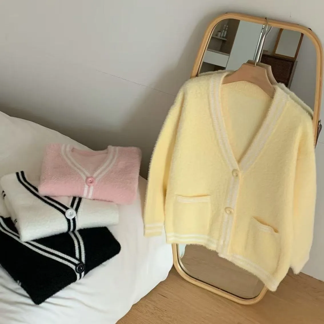 부드럽고 피부 친화적인 니트 밍크 코트 시크한 가을 겨울 오픈 가디건 여성 패션 젠틀 레이지 슬레 롱 스웨터