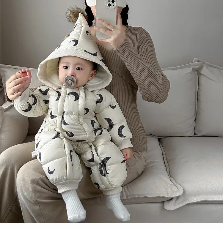 Nordic Style Winter Clothing Baby Jumpsuit Boys and Girls Thick and Warm Cotton Jacket Newborns Outerwear Rompers