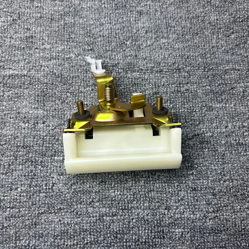 

Внешняя ручка задней двери багажника для Mitsubishi Montero Pajero V31 V32 V43 V73 1990-2001 гг.