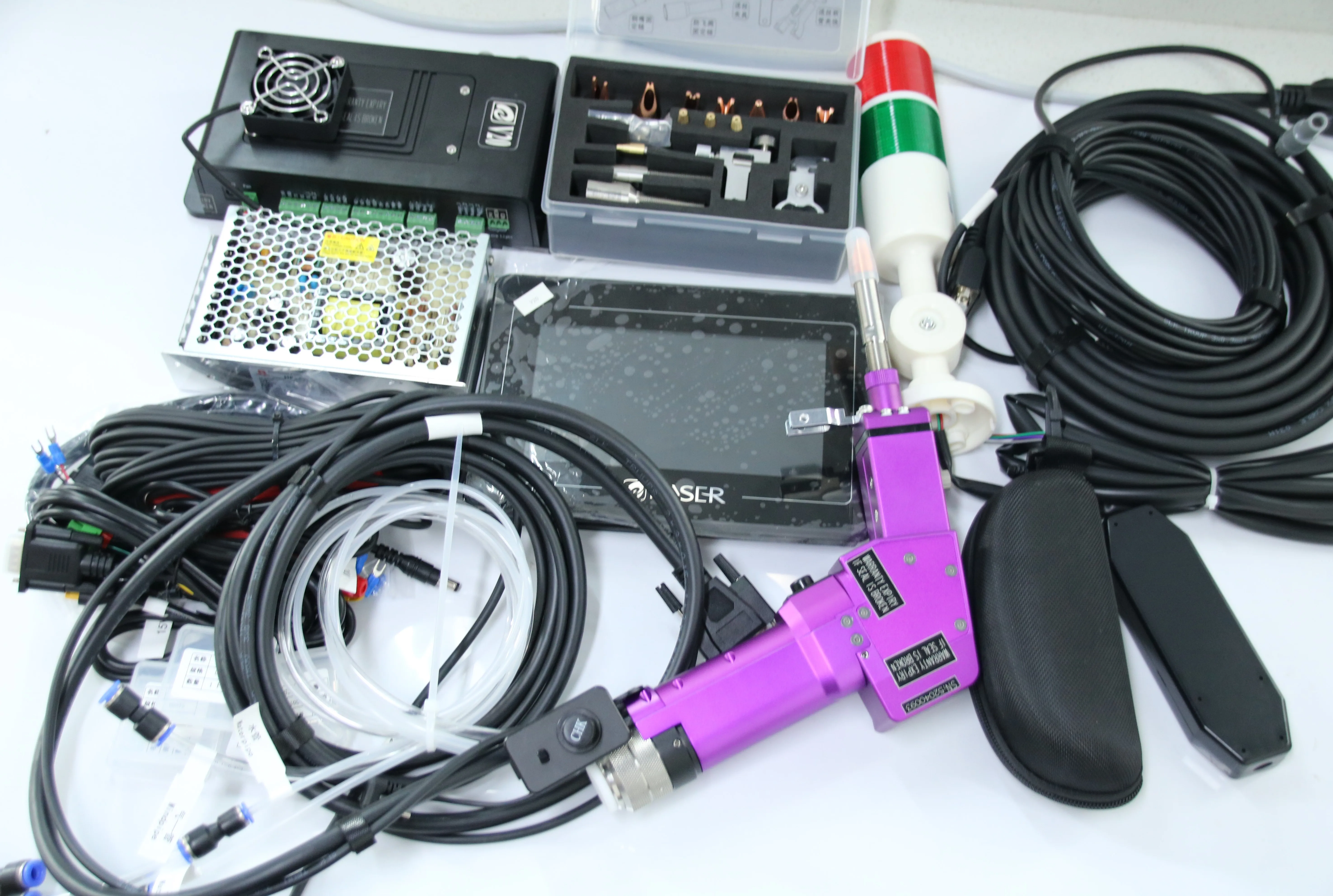 

Qilin BWT20s Double Pendulum Welding Head for 3000w Handheld La ser Welding Machines