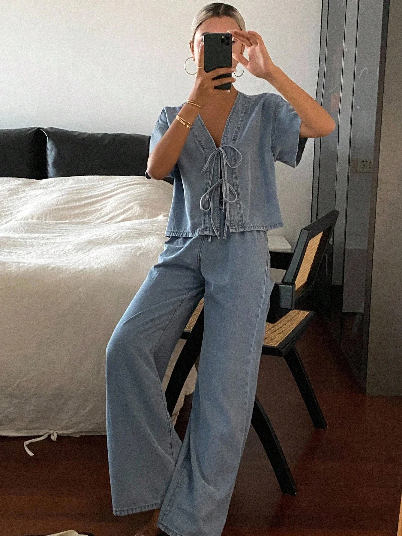 

Women's Denim Short Sleeve Tie Front Top And Loose Wide Leg Pants Set