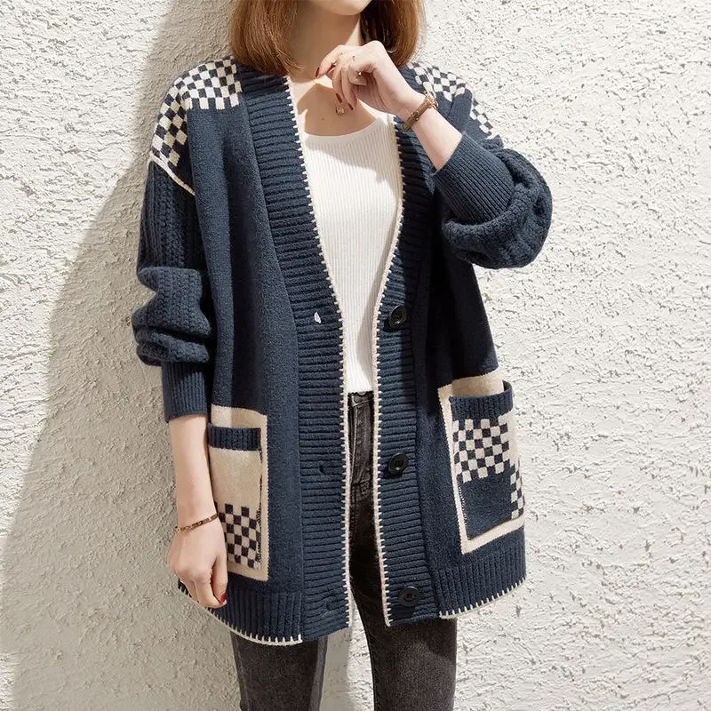 Ladies Sweaters Plaid Red Knitted Top for Women Long Cardigan Harajuku Fashion New Knitwear Autumn Winter 2024 Korean Style Sale