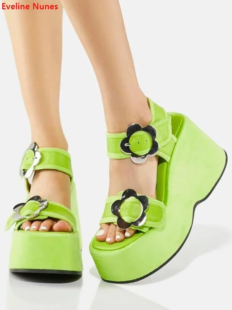 Green Daisy Buckle Sandals New Women\'s Summer Platform Round Toe Fashion Comfortable Good Quality Beautiful Sweet Shoes Designer