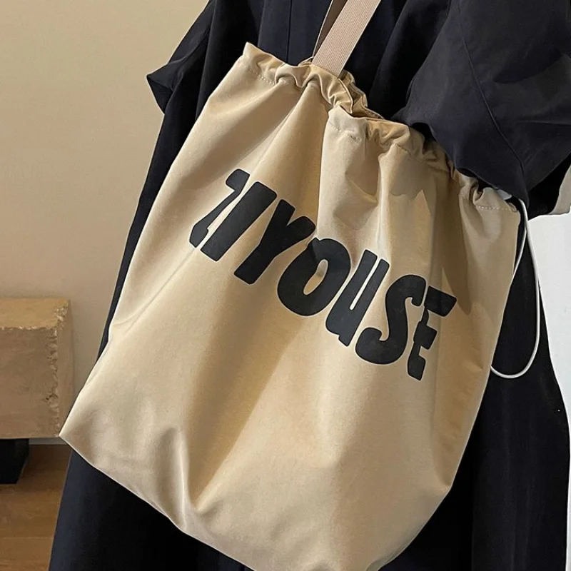 

2024 New Korean Fashion All-in-one Large-capacity Women's Autumn and Winter Canvas Leisure Tote Car Sewing Literary Shoulder Bag