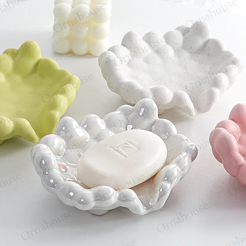 Ceramic Soap Box Cute Cloud Soap Box No Water Accumulation in The Bathroom Draining Soap Dish Creative Storage Rack