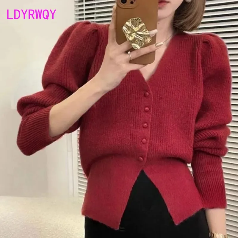 French V-neck Knitted Cardigan Women's 2023 Autumn/Winter New Bubble Sleeve Waist Wrapped Casual Knitted Sweater