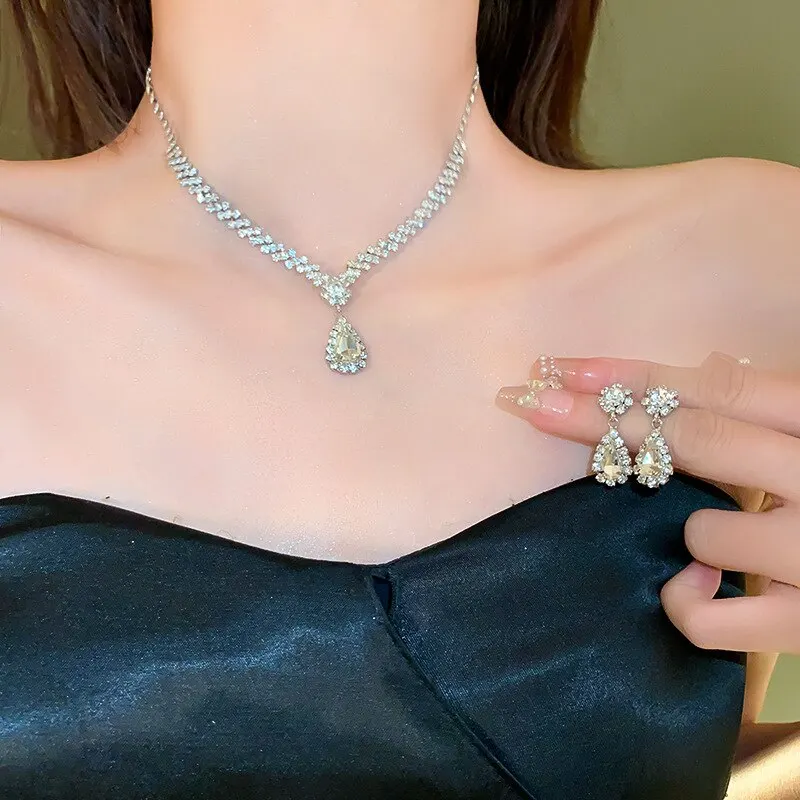 Sparkling Rhinestone Necklace Drop Earrings For Women Geometric Water Droplet Pendant Necklaces Wedding Bride Jewelry Sets image 2