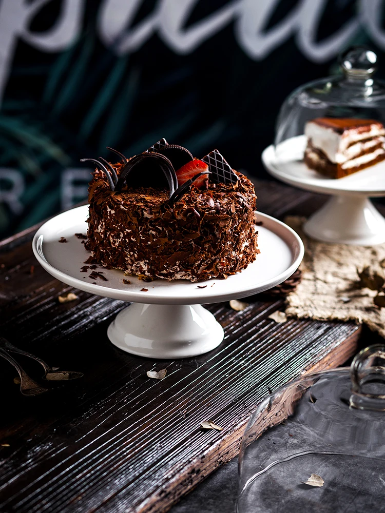 

Керамическая тарелка для торта в скандинавском стиле, стеклянная крышка, подставка для десертного стола, поднос для украшения домашней кухни, праздничная вечеринка