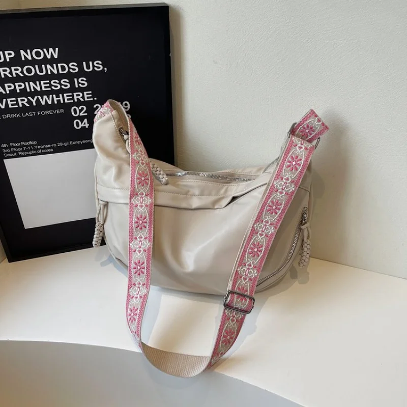 

2025 Новая высококачественная женская кожаная сумка, роскошный бренд, известный дизайнер, Париж, винтаж, повседневная, модная, шикарная ​