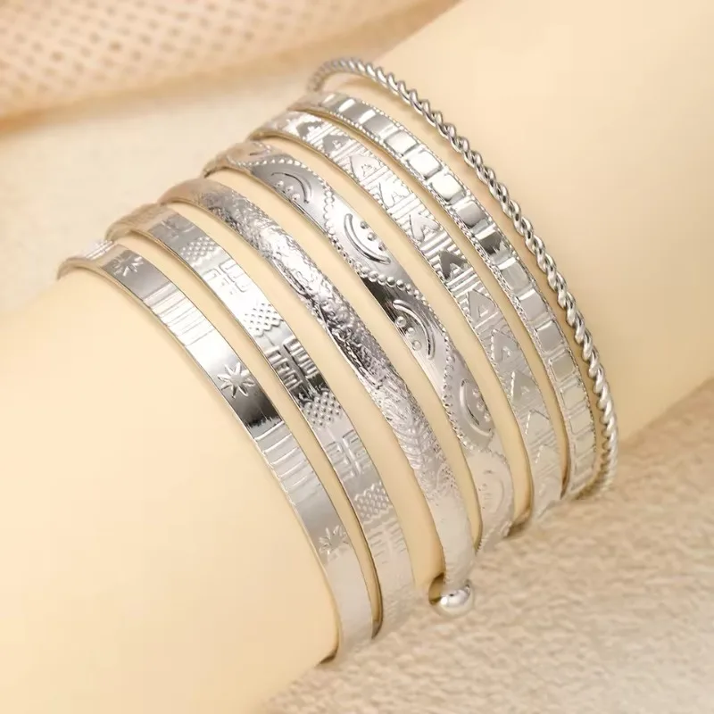 7 قطع خمر أنيقة المعين القلب تويست تصميم الإسورة سوار SilverColor السلس أساور مجموعة للنساء سحر المجوهرات هدية