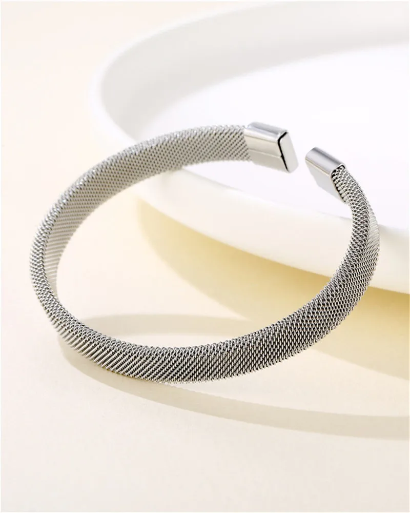 Wire Bracelet For Women Metal Stainless Steel Bracelet Fashion Jewelry Sets Luxury Designer Jewelry Accessory