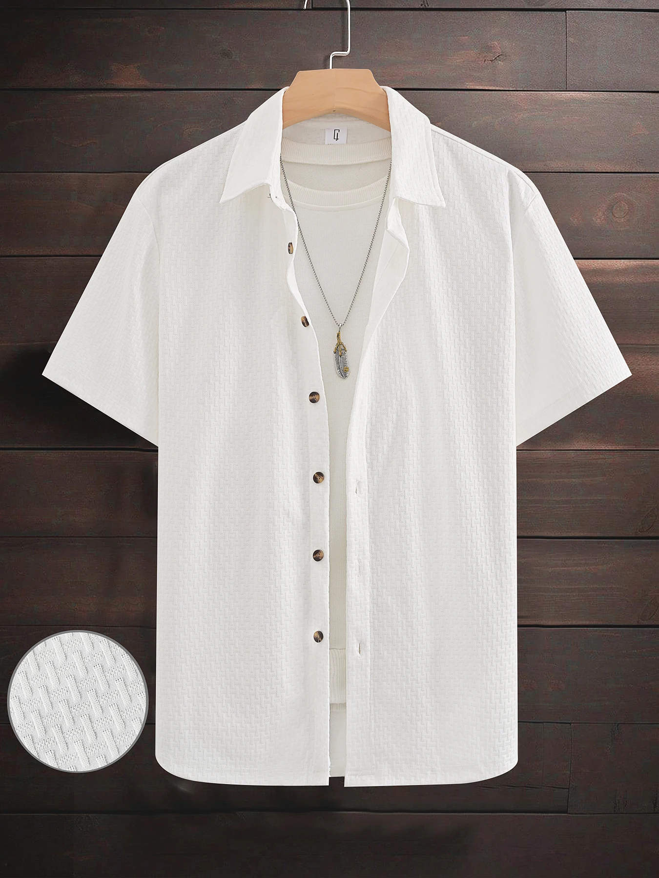 Men's Full-Length Three-Dimensional Woven Texture Short-Sleeve Casual Shirt, Turn-Down Collar with Wooden Buttons, Lightweight Shirt, Versatile Solid Color Top for Summer Vacation