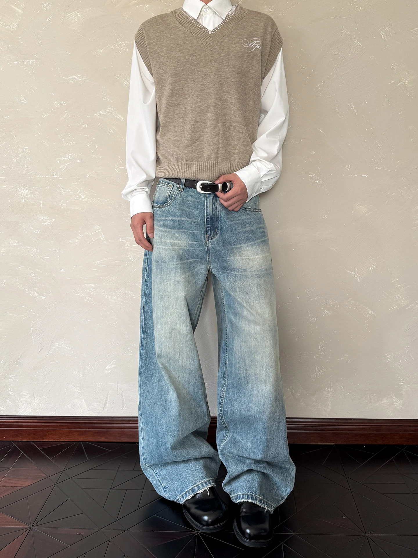 

Cleanfit American Style Retro Blue Washed Jeans Loose Straight Leg Unisex High Waist Denim Pants Youthful Casual Wear