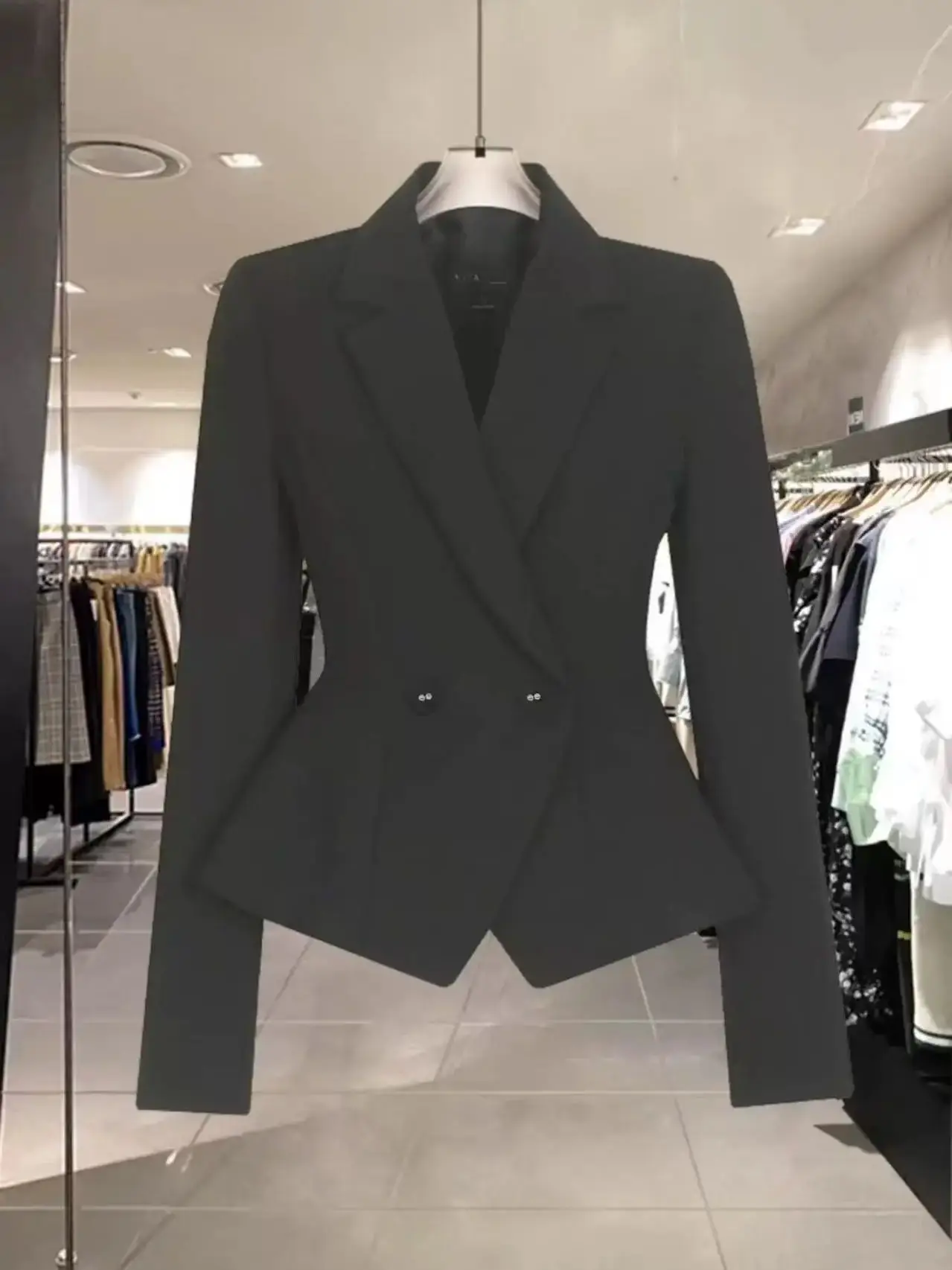 

Slim Fit Short Suit Jacket For Women's New In Autumn 2025 Elegant Blazer Office Lady Korean Popular Blazer Coat Woman Clothes