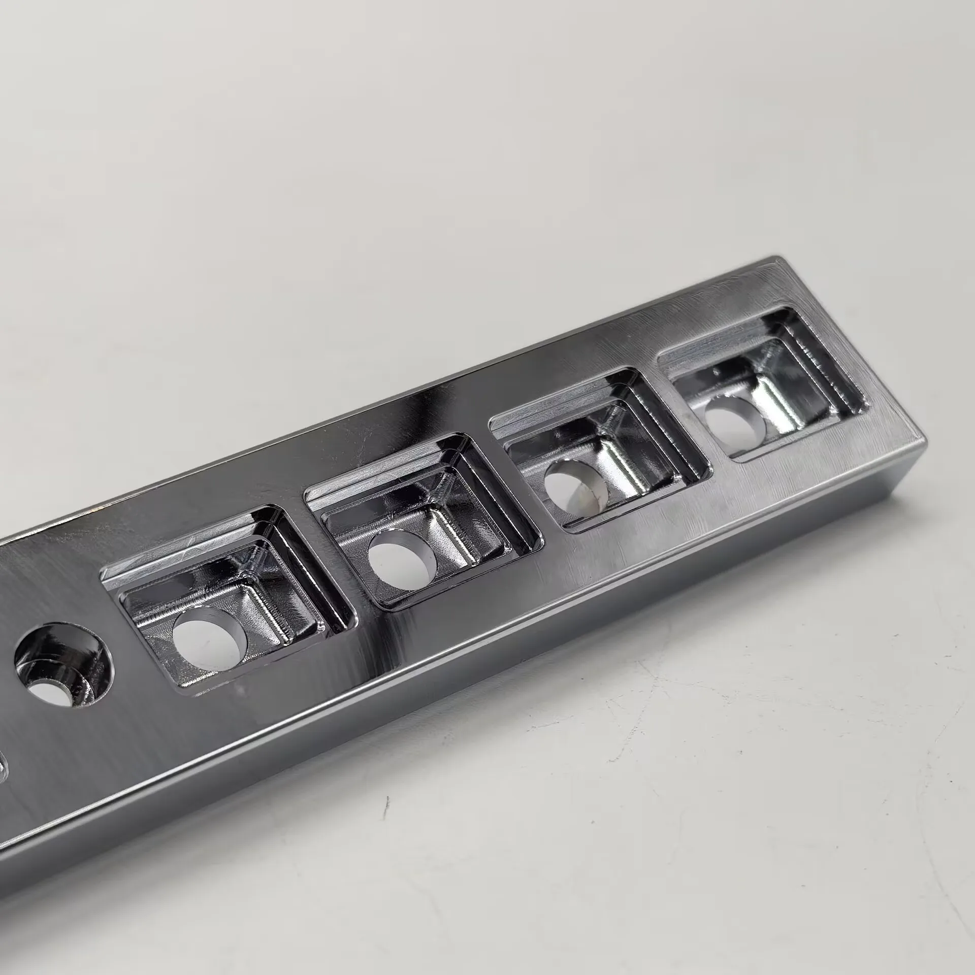 1/14 Lkw Tamiya GW-K002 König Traktor Kopf Hinten Stoßstange Rücklicht Fernbedienung Zubehör Auto Modell LESU