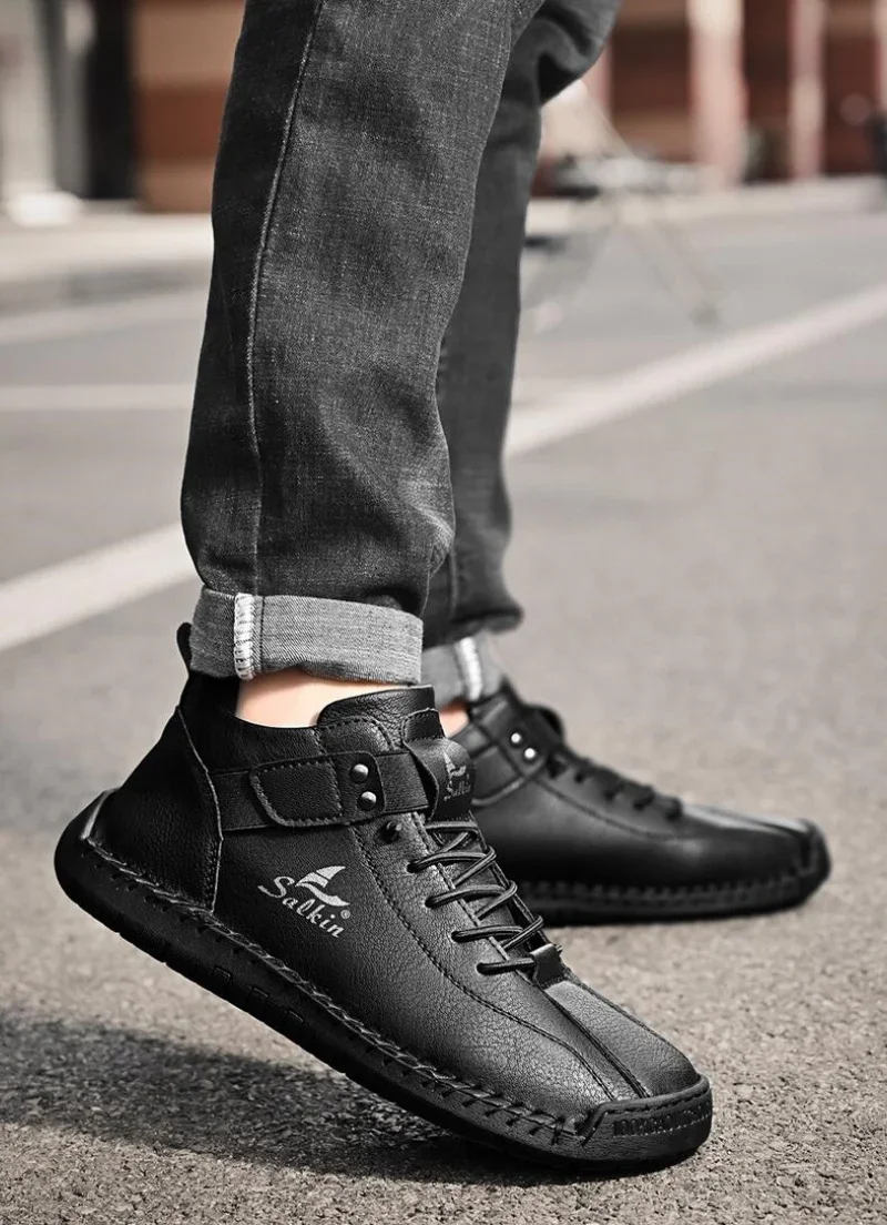 جديد 2025 اليدوية الجلود حذاء رجالي غير رسمي تصميم أحذية رياضية رجل تنفس أحذية من الجلد الرجال حذاء من الجلد في الهواء الطلق