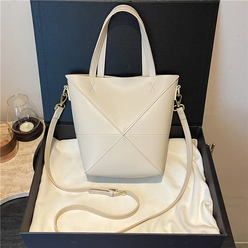 

Unique Simple Classic Diaper Bag Large Capacity Fashionable Leather Crossbody Handbag For Women Elegant Vintage Messenger