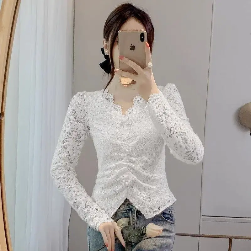 Women New Velvet Lace Bottoming Shirt Slim Fit V-neck Pleated Temperament Shirt with Long-sleeved Top